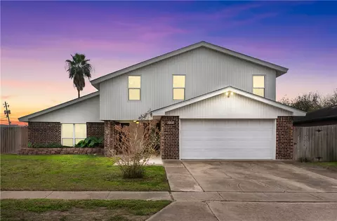 8101 Barrogate Dr, Corpus Christi, TX 78409