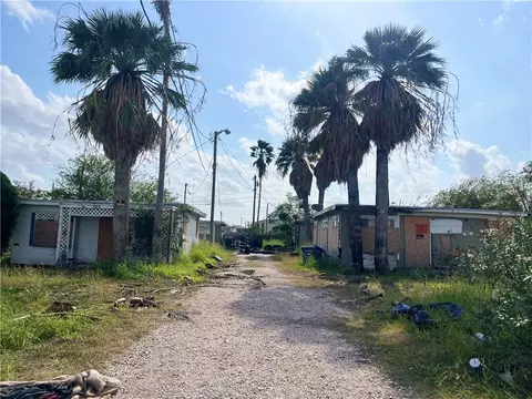 721 Savage, Corpus Christi, TX 78408