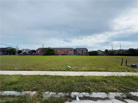 2414 Manuel Ln, Corpus Christi, TX 78414