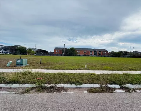 2410 Manuel Ln, Corpus Christi, TX 78414