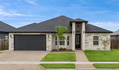 2626 Lannister Ln, Corpus Christi, TX 78415