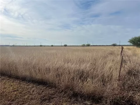 8051 Fm 1068, Mathis, TX 78368 photo 12