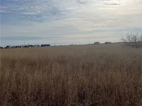 8051 Fm 1068, Mathis, TX 78368 photo 15