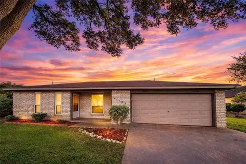 11101 Mulholland Dr, Corpus Christi, TX 78410