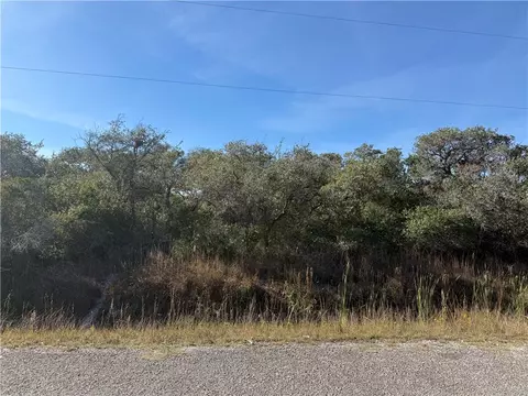 2323 Patton St, Rockport, TX 78382