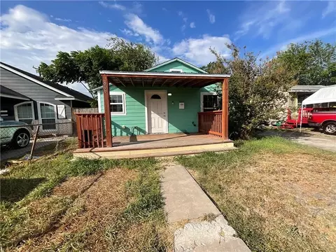 2806 Guadalupe, Corpus Christi, TX 78405