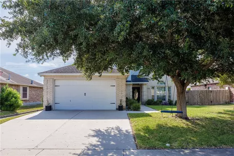 4114 Cross River Dr, Corpus Christi, TX 78410