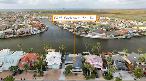 13765 Eaglesnest Bay Dr, Corpus Christi, TX 78418