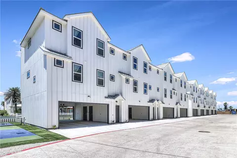 603 E Avenue G #203, Port Aransas, TX 78373