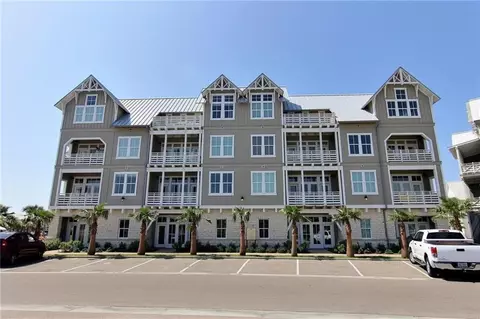 160 Social Cir #2-102, Port Aransas, TX 78373
