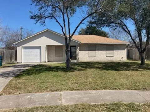 4918 Lauren Dr, Corpus Christi, TX 78416
