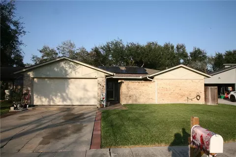 4818 Meadow Vale, Corpus Christi, TX 78413