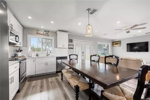 Kitchen - 140 Zenna Dr, Mathis, TX 78368 photo 2 of 3