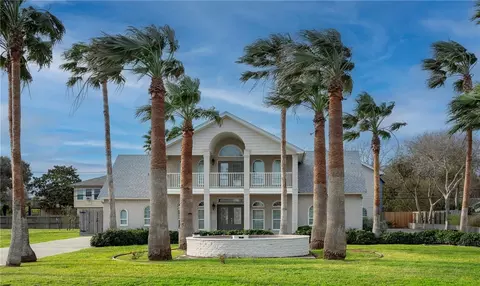6049 Ocean Dr, Corpus Christi, TX 78412