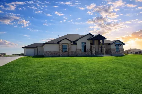 1486 Dos Estrellas Dr, Corpus Christi, TX 78415