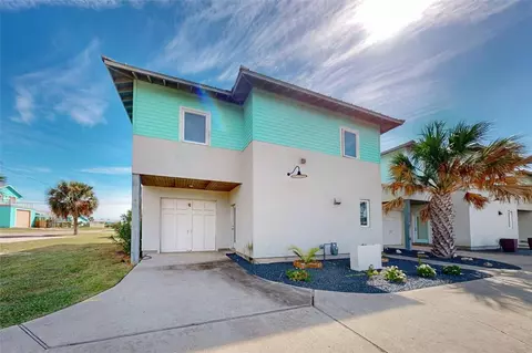 307 E Avenue G #6, Port Aransas, TX 78373