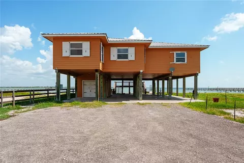 384 Egery Island Rd, Taft, TX 78390