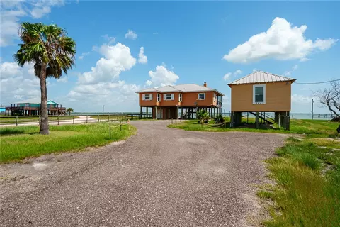 Exterior - 384 Egery Island Rd, Taft, TX 78390 photo 2 of 5