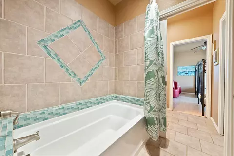 Bath - 384 Egery Island Rd, Taft, TX 78390 photo 3 of 5