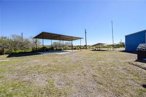 Exterior - 23250 Cr 1038, Mathis, TX 78368 photo 5 of 8