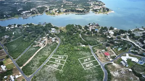 145 W Lake View Trl, Sandia, TX 78383