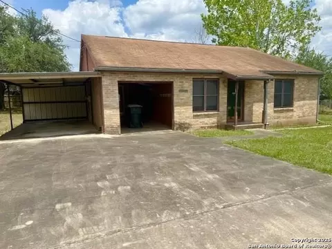 10442 Sixth St, Pettus, TX 78146