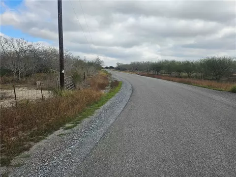 23354 County Road 1038, Mathis, TX 78368 photo 5