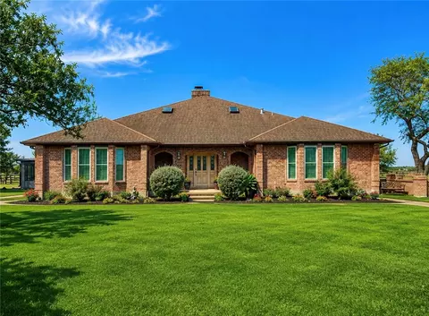 2063 Fm 892, Robstown, TX 78380