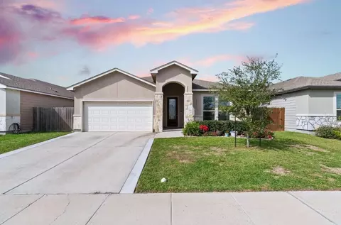 2129 Crystal Bay Dr, Corpus Christi, TX 78414