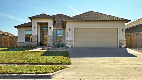 1701 Elm View Dr, Corpus Christi, TX 78418
