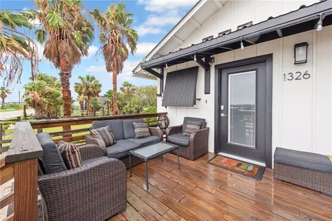 1326 Ross Ave, Port Aransas, TX 78373