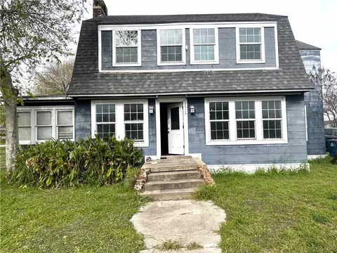 2515 Avenue C, Ingleside, TX 78362