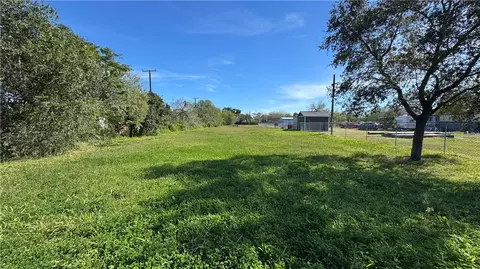 000 Poth, Corpus Christi, TX 78408