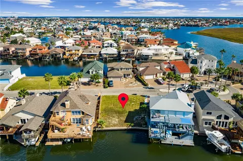 15345 Key Largo Ct, Corpus Christi, TX 78418