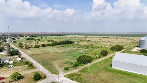8 Compress Rd, Taft, TX 78390 photo 6