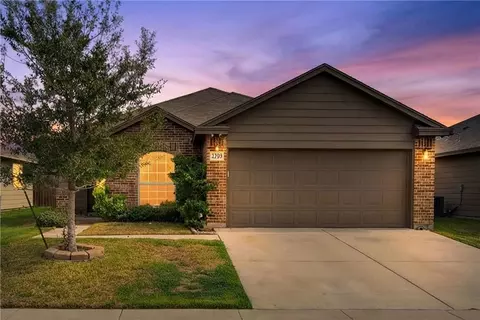 7518 Loyd Neal Dr, Corpus Christi, TX 78414
