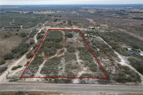 1828 Fm 534, George West, TX 78368