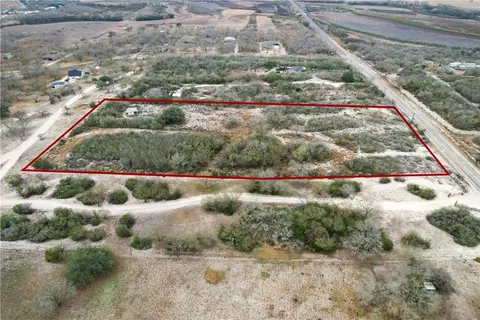 1828 Fm 534, George West, TX 78368 photo 4