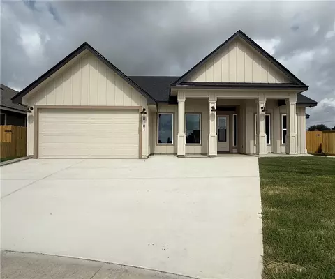 8101 Berenstain Dr, Corpus Christi, TX 78414