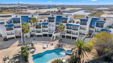 14401 Commodores Dr #101, Corpus Christi, TX 78418