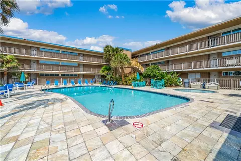 15340 Leeward Dr #107, Corpus Christi, TX 78418