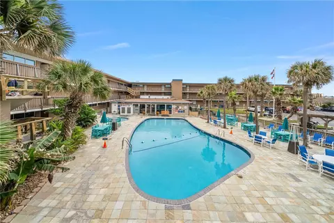 15340 Leeward Dr #207, Corpus Christi, TX 78418