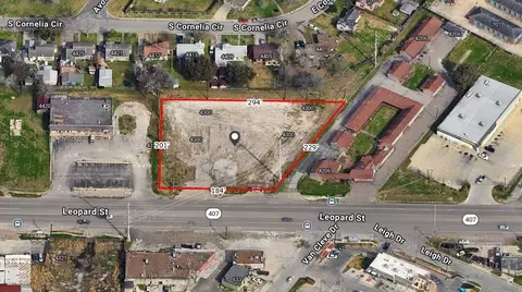 4300 Leopard St, Corpus Christi, TX 78408