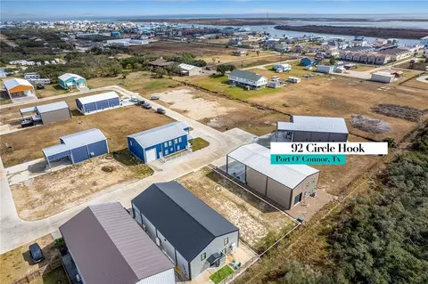 92 Circle Hook, Port O'connor, TX 77982