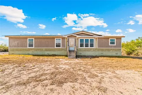 170 Polzin Rnch, George West, TX 78022