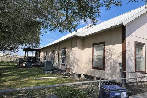 10391 Highway 359, Orange Grove, TX 78372
