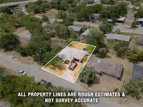 205 Brazos, George West, TX 78022