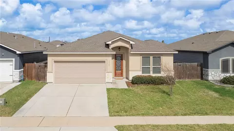 7506 Quartz Dr, Corpus Christi, TX 78414