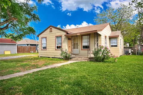 629 Robert Dr, Corpus Christi, TX 78412