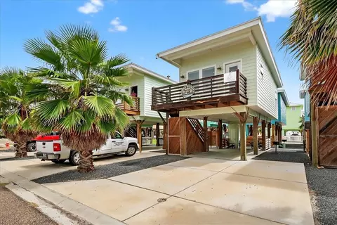 1924 S 11th St #8, Port Aransas, TX 78373